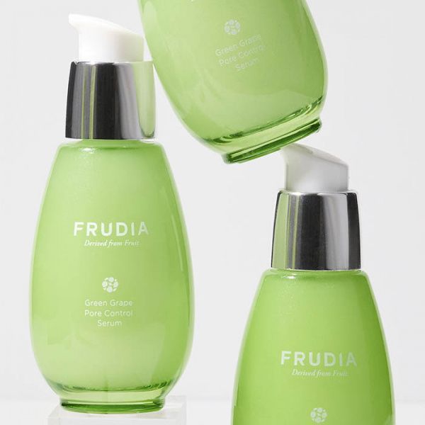 Себорегулирующая сыворотка с зеленым виноградом Frudia Green Grape Pore Control Serum